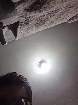 Santiagoqro85 online show from 04/10/26, 02:29