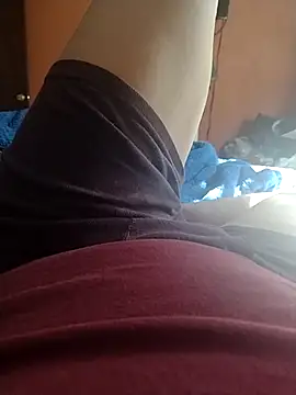 Snapshot of Santiagoqro85 chatting on 09/14/25, 03:34 Santiagoqro85 online show from 09/14/25, 03:34