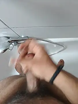 Snapshot of eyepach96 chatting on 11/12/25, 01:59 eyepach96 online show from 11/12/25, 01:59