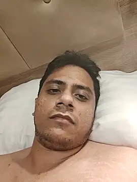 Snapshot of eyepach96 chatting on 09/29/25, 02:34 eyepach96 online show from 09/29/25, 02:34