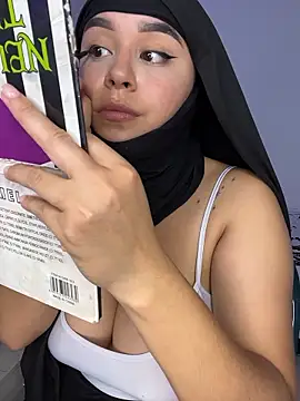 rhizanthella  online show from 01/09/26, 08:16