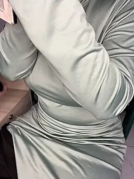 rhizanthella  online show from 01/16/26, 07:29