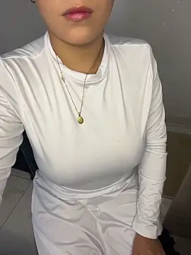 rhizanthella  online show from 02/12/26, 08:52