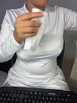 rhizanthella  online show from 02/20/26, 08:44