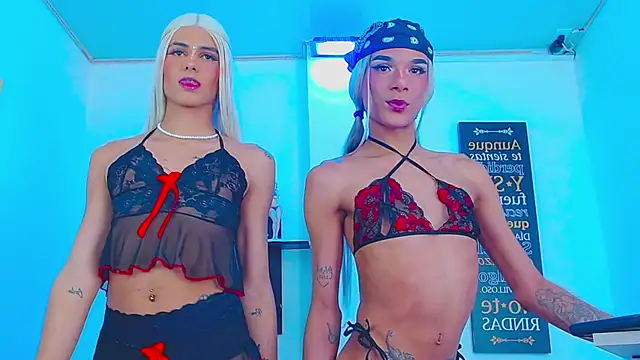 CHLOE THUNDERS online show from 01/12/26, 10:55