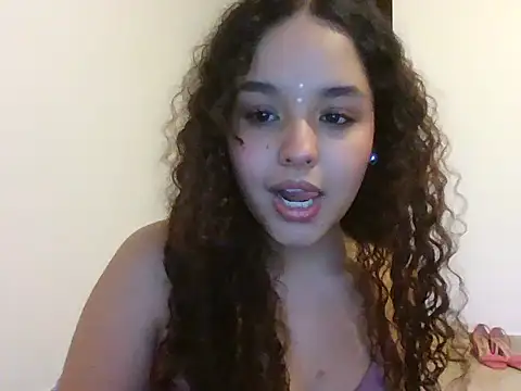 Isis Bladee online show from 11/04/25, 10:35