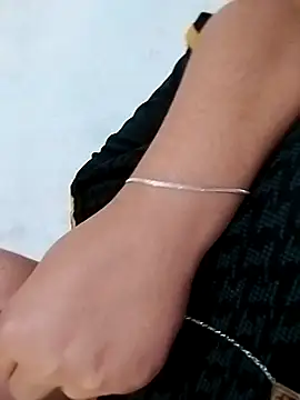 luzmelzinha online show from 09/22/25, 02:56