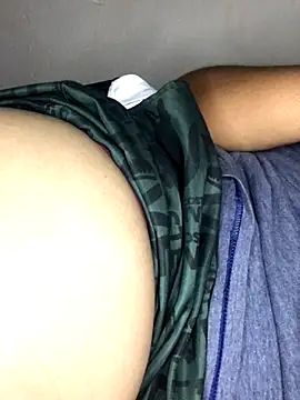 luzmelzinha online show from 09/30/25, 11:33