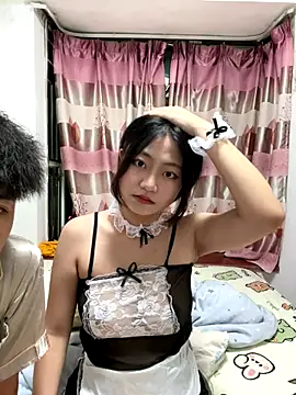 Snapshot of huahu1999 chatting on 09/27/25, 04:13 huahu1999 online show from 09/27/25, 04:13