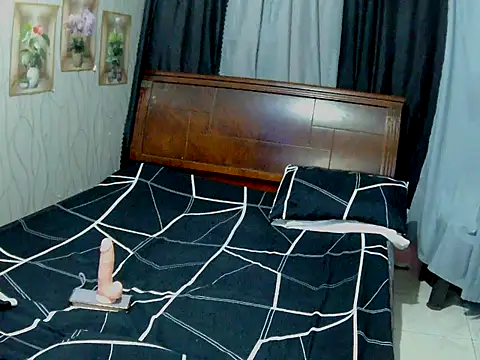 Snapshot of Chen_Lavin chatting on 02/23/26, 10:27 Chen Lavin online show from 02/23/26, 10:27