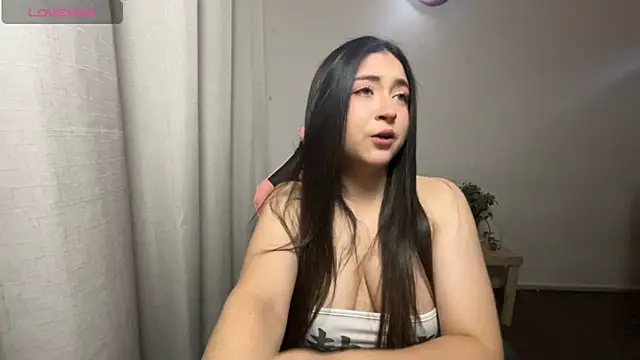 valentinauwu online show from 02/27/26, 02:01