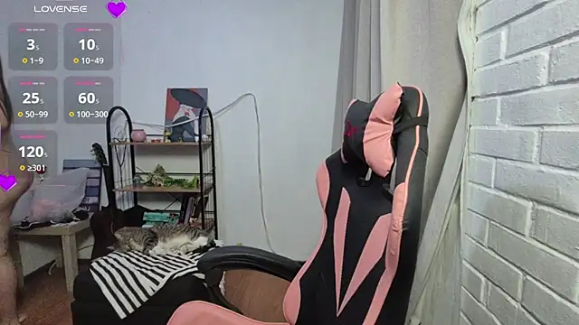 valentinauwu online show from 03/21/26, 06:25