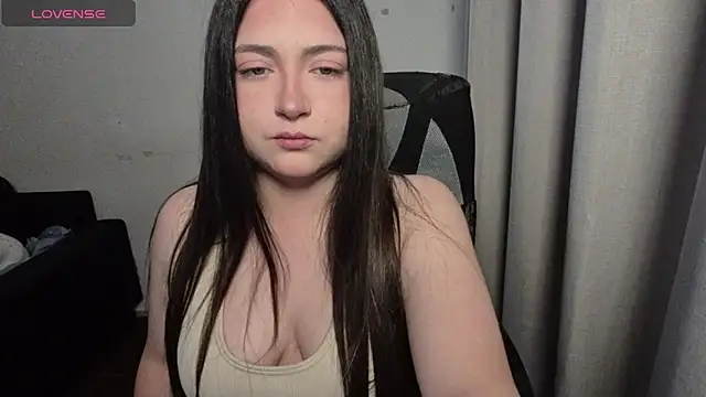 valentinauwu online show from 12/20/25, 01:08