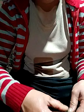 Snapshot of kemtuoi-sex chatting on 06/10/26, 11:33 kemtuoi-sex online show from 06/10/26, 11:33