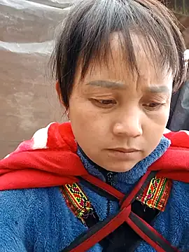 kemtuoi-sex online show from 02/24/26, 06:47