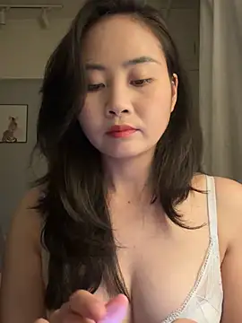 wly2028 online show from 04/04/26, 12:45