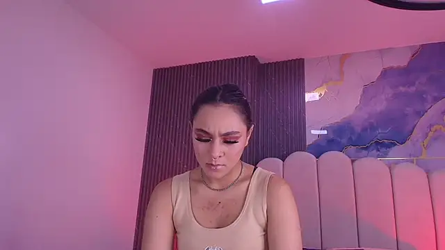 abbyrouss  online show from 04/19/26, 03:07