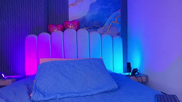 abbyrouss  online show from 02/19/26, 03:03