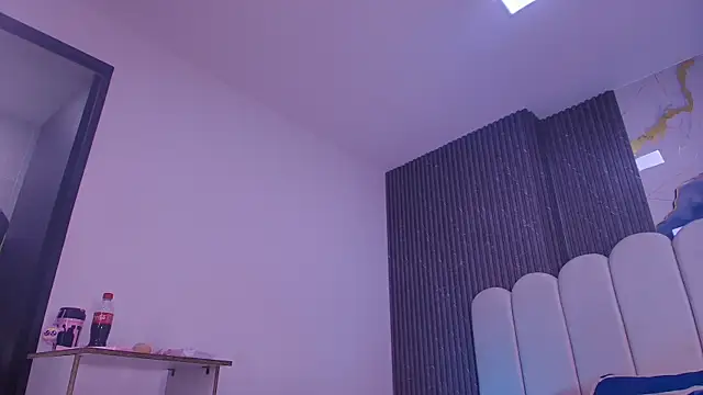 abbyrouss  online show from 05/30/26, 03:13
