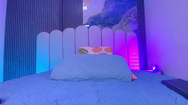 abbyrouss  online show from 01/12/26, 03:13