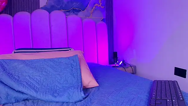 abbyrouss  online show from 02/25/26, 03:07