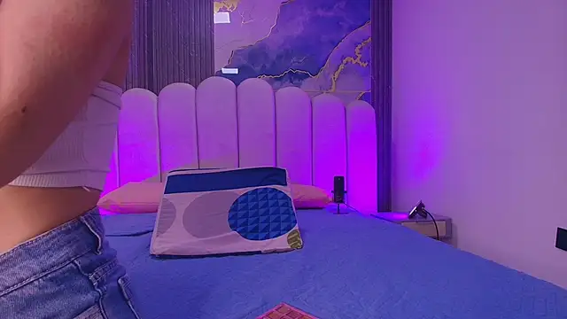 abbyrouss  online show from 03/26/26, 03:05