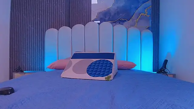 abbyrouss  online show from 03/27/26, 03:04