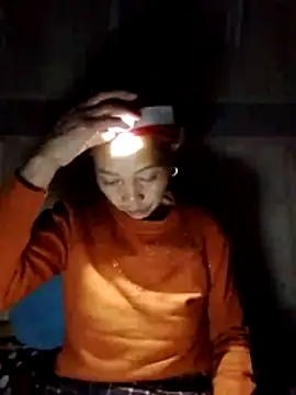 Snapshot of -Xuka-200 chatting on 11/06/25, 11:14 -Xuka-200 online show from 11/06/25, 11:14