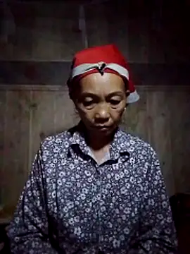 Snapshot of -Xuka-200 chatting on 11/01/25, 10:09 -Xuka-200 online show from 11/01/25, 10:09