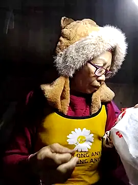 -Xuka-200 online show from 02/08/26, 10:29