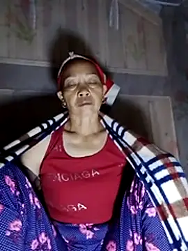 Snapshot of -Xuka-200 chatting on 11/18/25, 12:08 -Xuka-200 online show from 11/18/25, 12:08