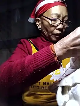 -Xuka-200 online show from 02/04/26, 11:44