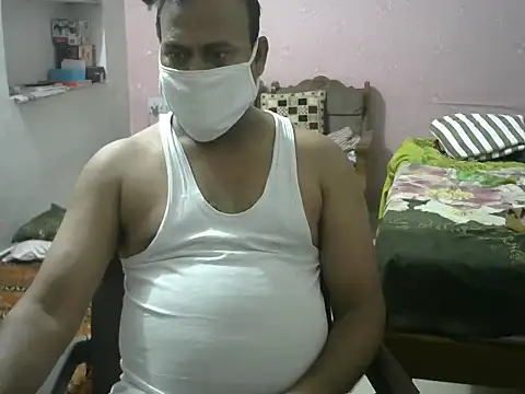 Famit025 online show from 04/08/26, 08:32