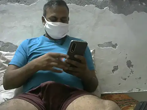 Famit025 online show from 03/27/26, 06:09