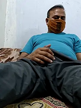 Famit025 online show from 03/11/26, 04:56