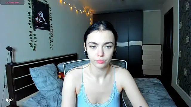 bonnybimi online show from 10/27/25, 03:29