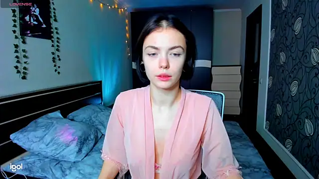 bonnybimi online show from 09/30/25, 01:50