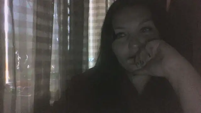 Snapshot of Breezy_88 chatting on 10/11/25, 12:50 Breezy 88 online show from 10/11/25, 12:50