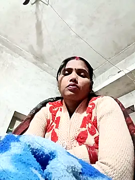 Snapshot of Cm_pooja chatting on 12/21/25, 03:14 Cm pooja online show from 12/21/25, 03:14