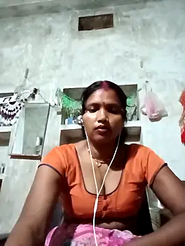 Snapshot of Cm_pooja chatting on 09/17/25, 08:00 Cm pooja online show from 09/17/25, 08:00