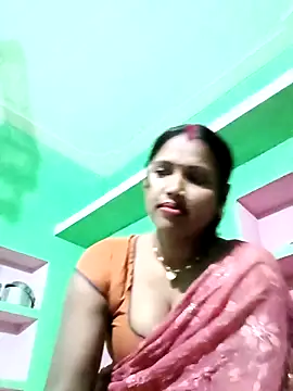 Snapshot of Cm_pooja chatting on 03/02/26, 06:59 Cm pooja online show from 03/02/26, 06:59