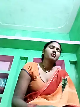Snapshot of Cm_pooja chatting on 03/05/26, 07:21 Cm pooja online show from 03/05/26, 07:21