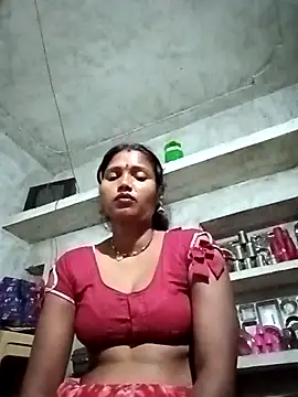 Snapshot of Cm_pooja chatting on 09/22/25, 07:09 Cm pooja online show from 09/22/25, 07:09