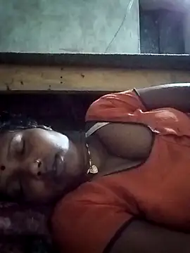 Snapshot of Cm_pooja chatting on 09/23/25, 07:54 Cm pooja online show from 09/23/25, 07:54