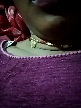 Snapshot of Cm_pooja chatting on 10/18/25, 11:07 Cm pooja online show from 10/18/25, 11:07