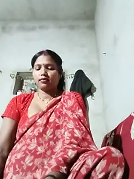 Snapshot of Cm_pooja chatting on 06/06/26, 05:07 Cm pooja online show from 06/06/26, 05:07
