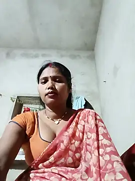 Snapshot of Cm_pooja chatting on 06/17/26, 06:51 Cm pooja online show from 06/17/26, 06:51