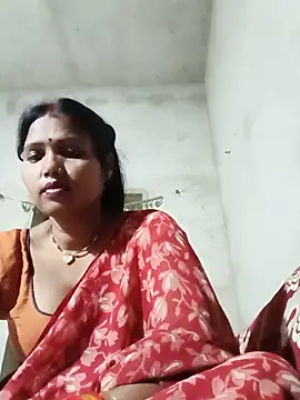 Snapshot of Cm_pooja chatting on 06/08/26, 05:24 Cm pooja online show from 06/08/26, 05:24