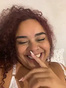 Snapshot of ___seusegredo chatting on 06/16/26, 11:54 seusegredo online show from 06/16/26, 11:54