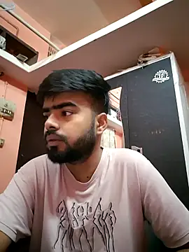 soniriyaa010101 online show from 03/23/26, 06:35